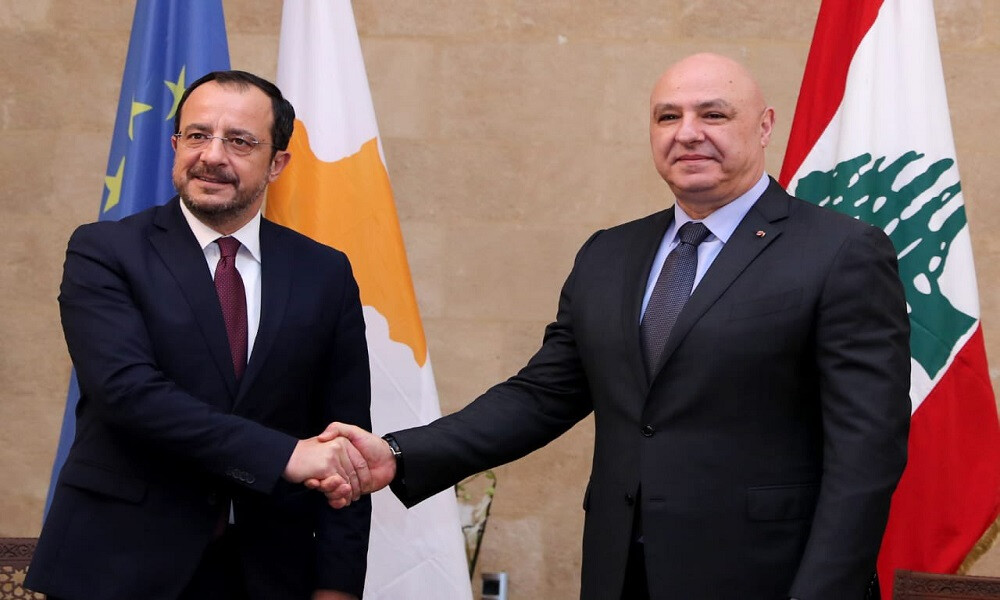 مانشيت "الجمهورية": لبنان وقبرص يوقّعان اتفاق ترسيم الحدود البحرية... مصر على خط التبريد وتحذير من ضغوط