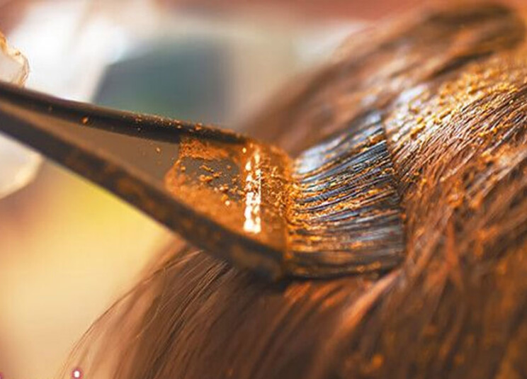 الجمهورية إليك مدة وضع الحناء على الشعر واحذري على اليدين