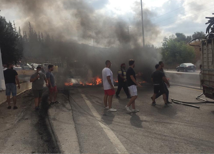 الجمهورية مجلس الوزراء يوافق على تمديد عقدي شركتي الخليوي لنهاية العام الحالي